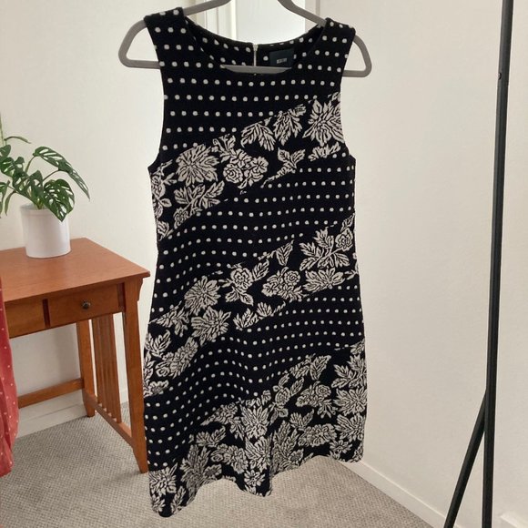 Maeve 100% Cotton Floral Body Con Dress - Picture 4 of 4